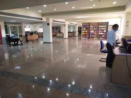 K.R. Mangalam University Gurugram Academic Building photo 17